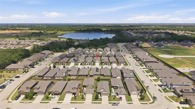 1021 Mason Street, Aubrey, TX 76227