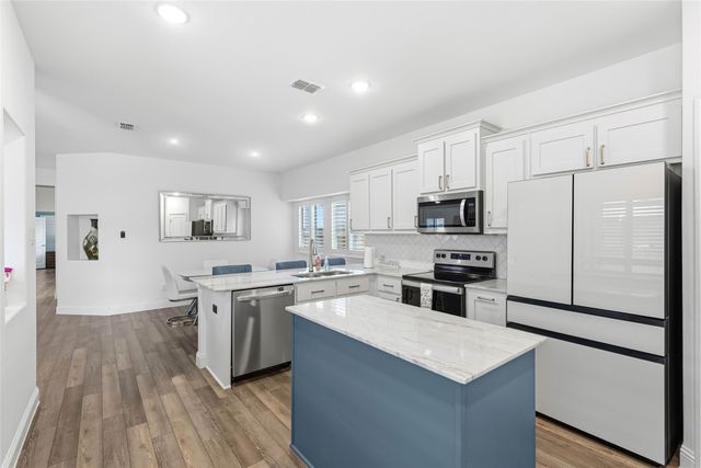 1021 Mason Street, Aubrey, TX 76227