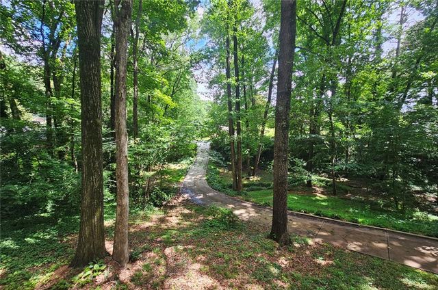 495 Nottingham Drive, Marietta, GA 30066