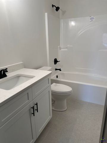 715 Lindsey Brooke Trace, Bonaire, GA 31005