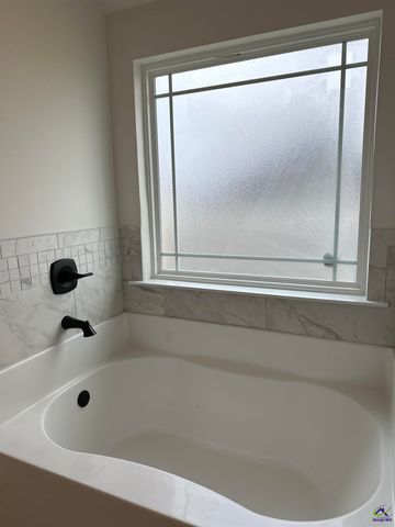 715 Lindsey Brooke Trace, Bonaire, GA 31005