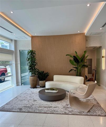 9821 E Bay Harbor Dr 801, Bay Harbor Islands, FL 33154