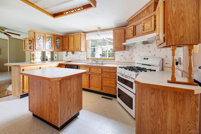13301 Elms Road, Birch Run Twp, MI 48415