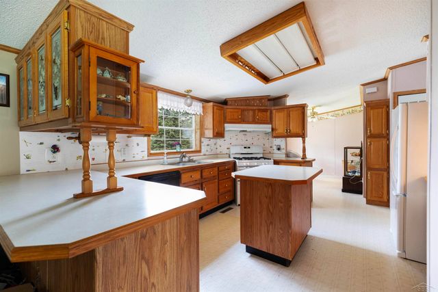 13301 Elms Road, Birch Run Twp, MI 48415