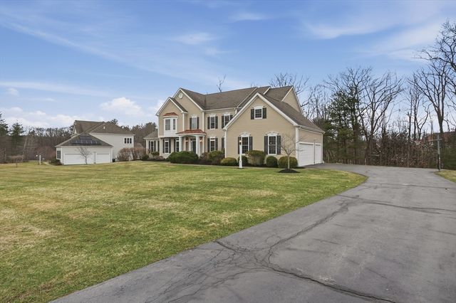 74 Canterbury Hill Road, Acton, MA 01720