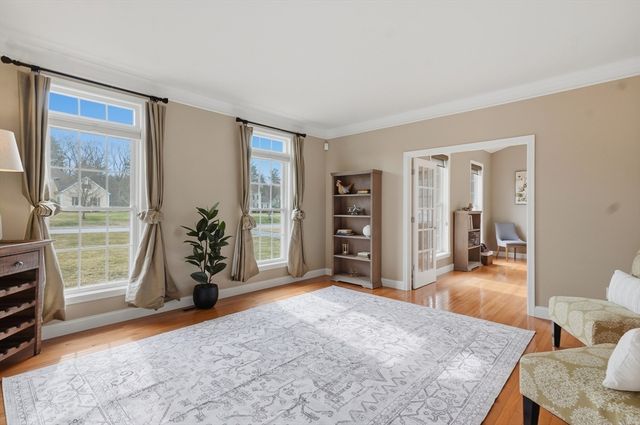 74 Canterbury Hill Road, Acton, MA 01720