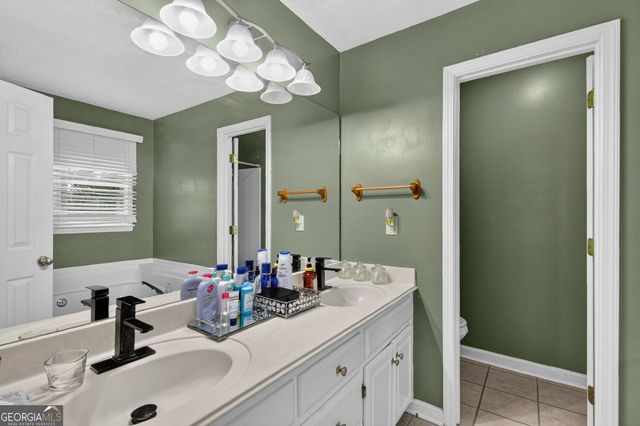 222 Gates Mill Drive, Lawrenceville, GA 30045