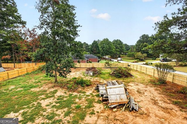 222 Gates Mill Drive, Lawrenceville, GA 30045