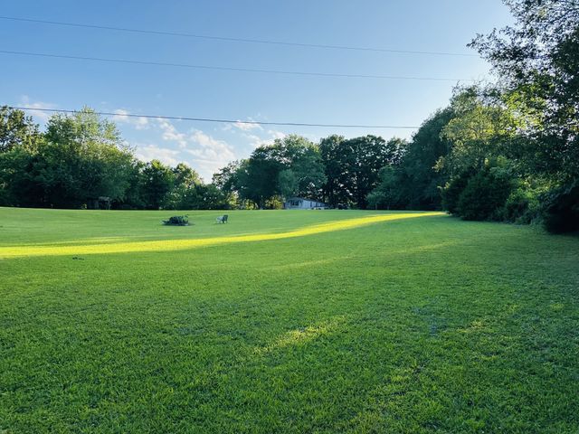 3345 Knight Rd, Woodlawn, TN 37191