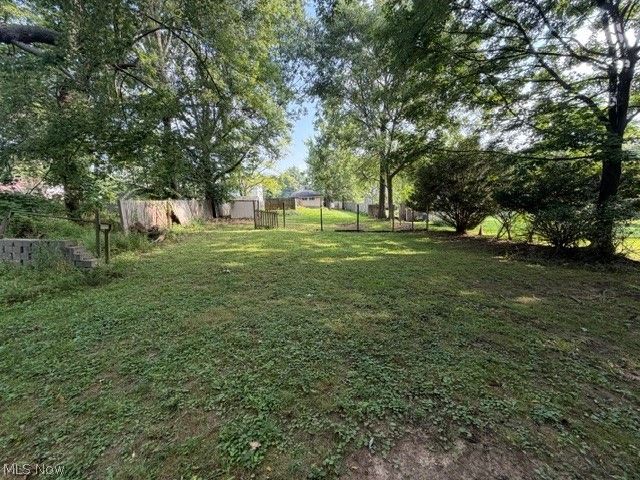 2250 Cooledge Avenue, Akron, OH 44305