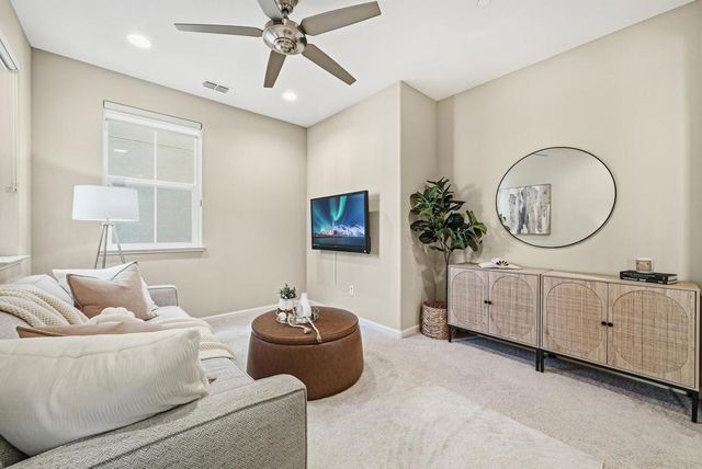 3198 Vittoria Loop, Dublin, CA 94568