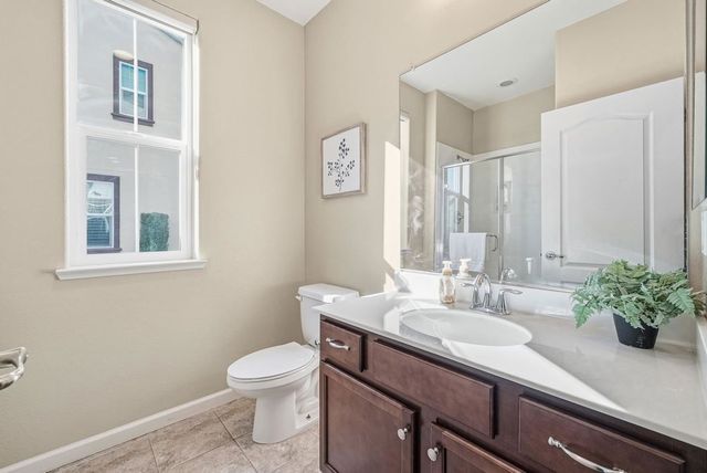 3198 Vittoria Loop, Dublin, CA 94568