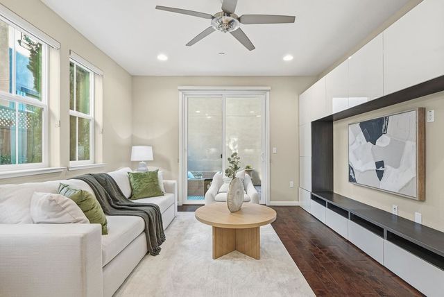 3198 Vittoria Loop, Dublin, CA 94568