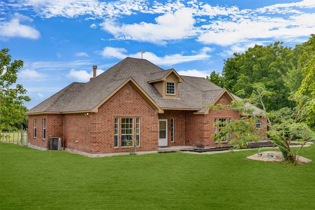 18723 Sims Lane, Nevada, TX 75173