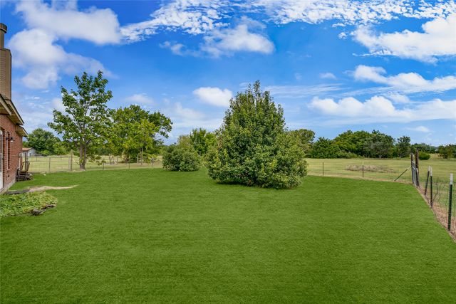 18723 Sims Lane, Nevada, TX 75173