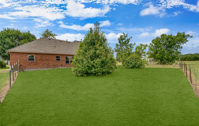 18723 Sims Lane, Nevada, TX 75173