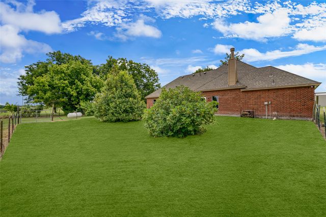 18723 Sims Lane, Nevada, TX 75173