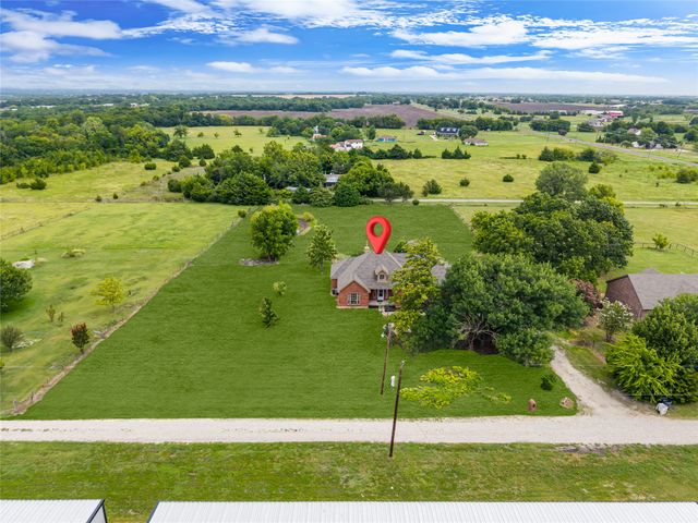 18723 Sims Lane, Nevada, TX 75173