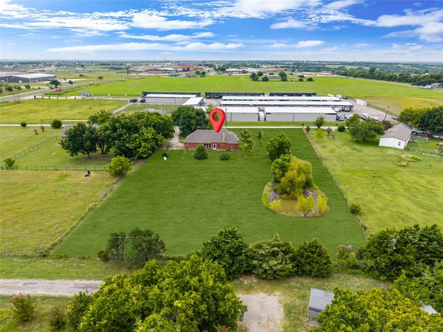 18723 Sims Lane, Nevada, TX 75173