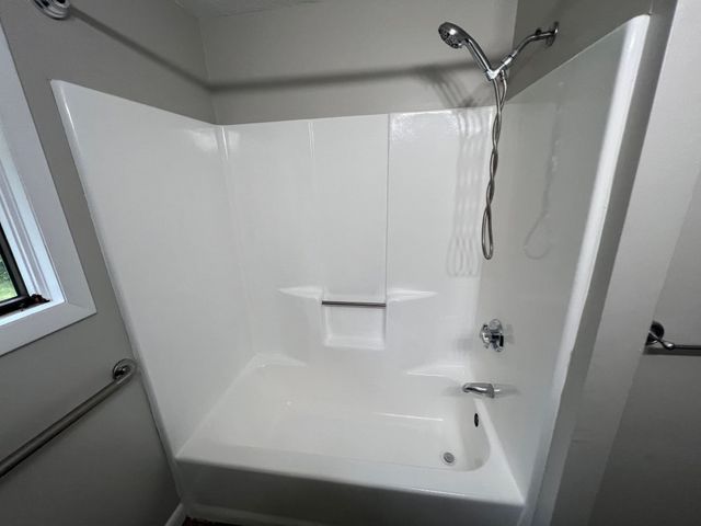 47 Mercedes Rd, Brockton, MA 02301