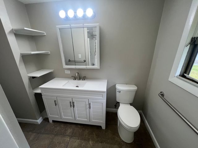 47 Mercedes Rd, Brockton, MA 02301