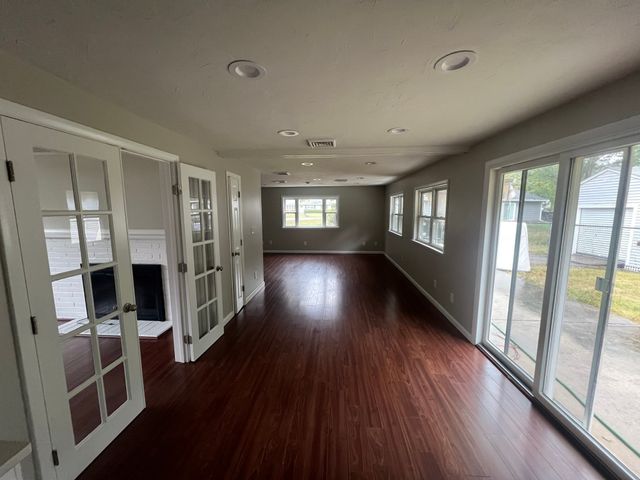 47 Mercedes Rd, Brockton, MA 02301