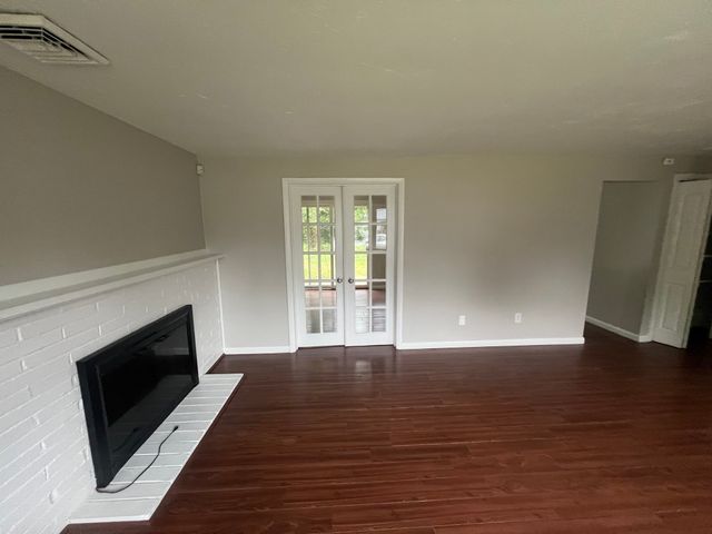 47 Mercedes Rd, Brockton, MA 02301