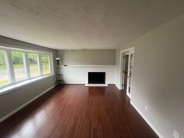 47 Mercedes Rd, Brockton, MA 02301
