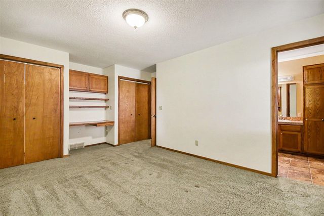 265 Maier Court, Grandville, MI 49418