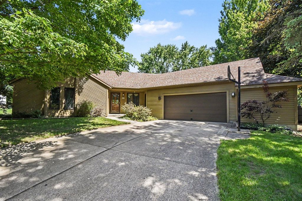 265 Maier Court, Grandville, MI 49418