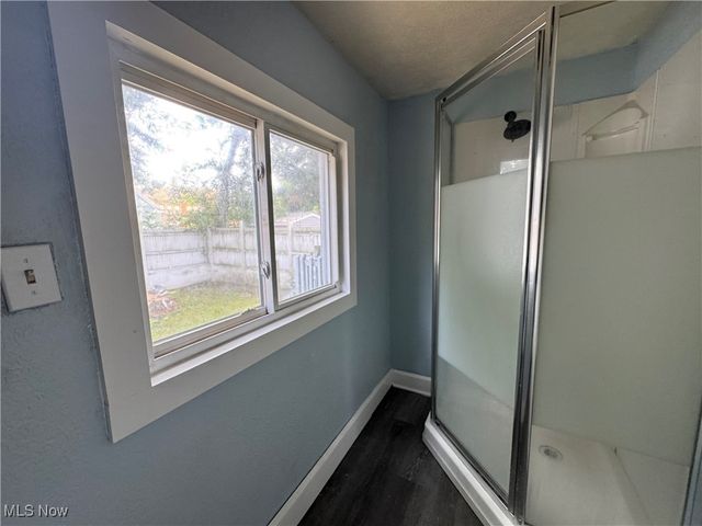 157 Henry Street, Akron, OH 44305