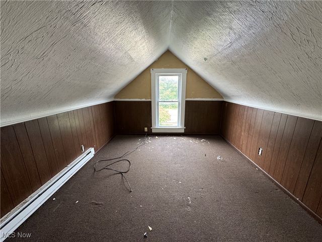 157 Henry Street, Akron, OH 44305