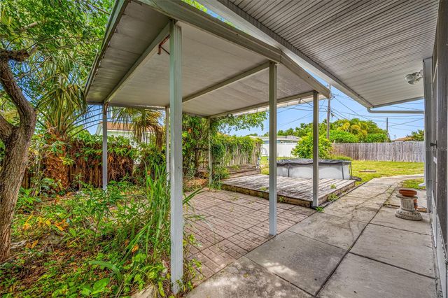 6219 HAMPTON DRIVE N, St Petersburg, FL 33710