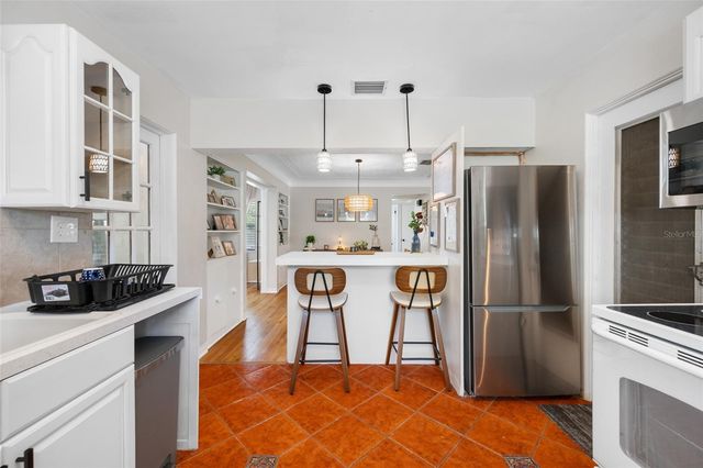 6219 HAMPTON DRIVE N, St Petersburg, FL 33710