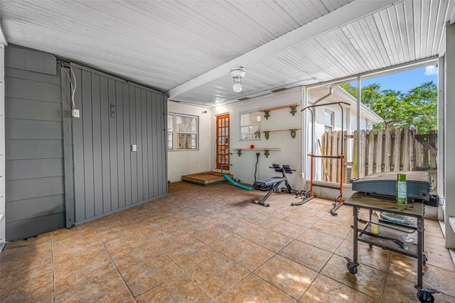 6219 HAMPTON DRIVE N, St Petersburg, FL 33710