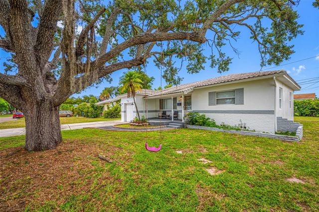 6219 HAMPTON DRIVE N, St Petersburg, FL 33710