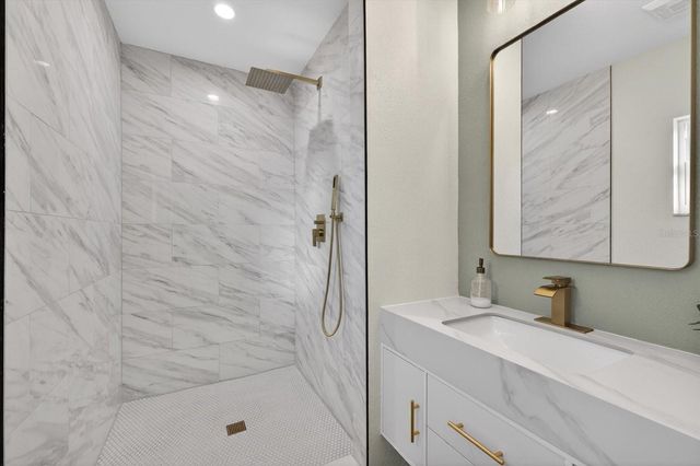 4113 FLORAMAR TERRACE, New Port Richey, FL 34652