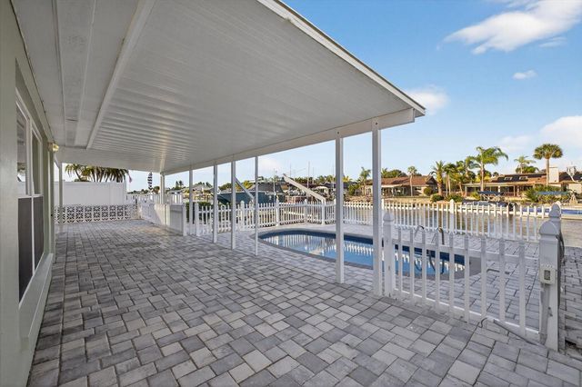 4113 FLORAMAR TERRACE, New Port Richey, FL 34652