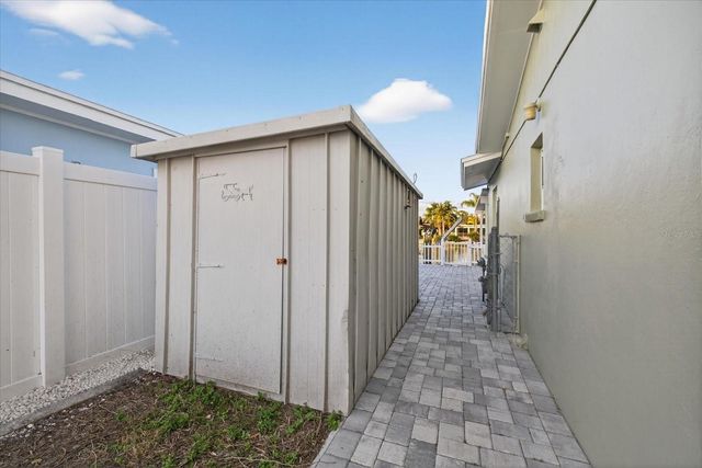 4113 FLORAMAR TERRACE, New Port Richey, FL 34652