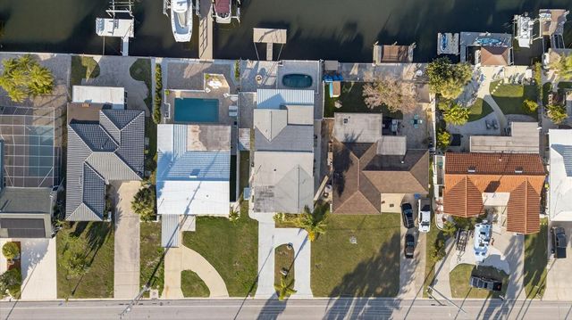 4113 FLORAMAR TERRACE, New Port Richey, FL 34652