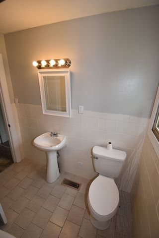 914 W Happy Hollow Dr, Clarksville, TN 37040