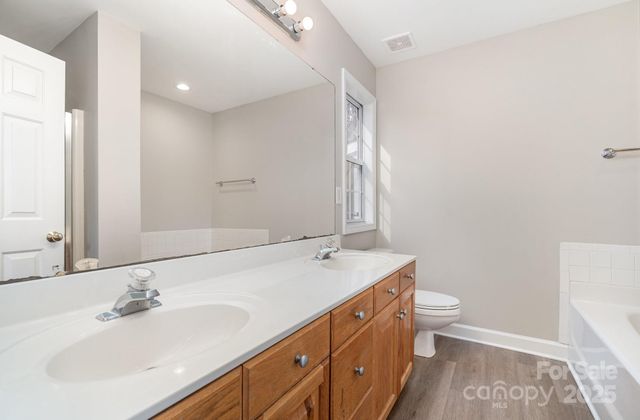 4435 Gladwood Lane, Charlotte, NC 28269