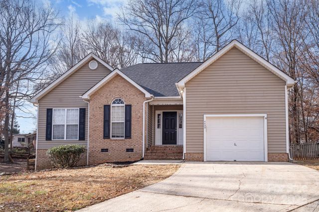 4435 Gladwood Lane, Charlotte, NC 28269