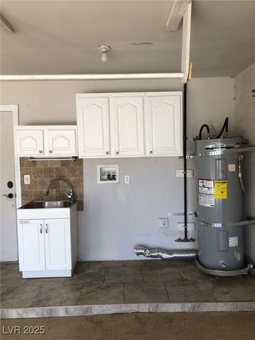 610 Overland Drive, Henderson, NV 89002