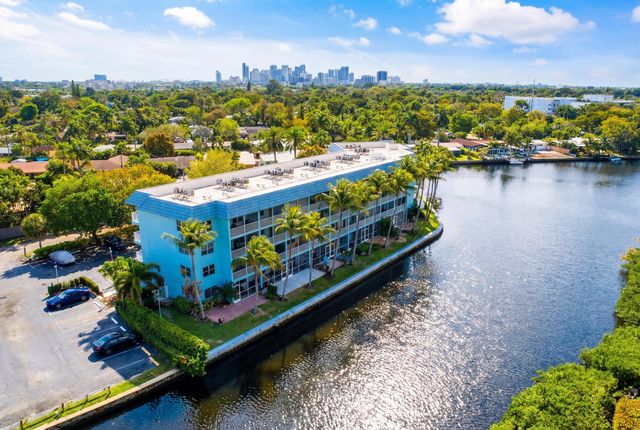 801 NE 18th Court Apt 111, Fort Lauderdale, FL 33305