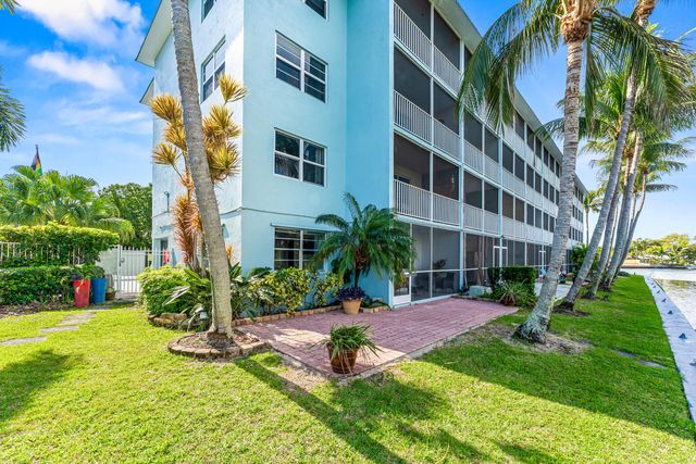 801 NE 18th Court Apt 111, Fort Lauderdale, FL 33305