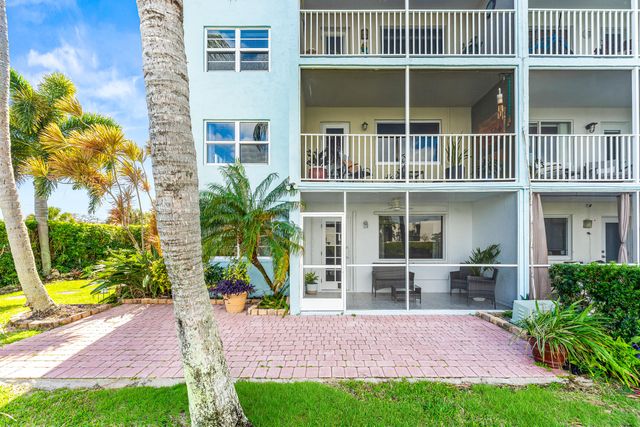 801 NE 18th Court Apt 111, Fort Lauderdale, FL 33305