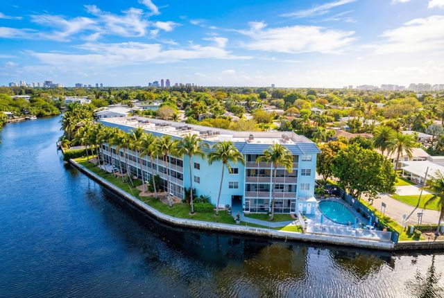 801 NE 18th Court Apt 111, Fort Lauderdale, FL 33305