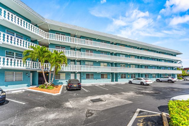 801 NE 18th Court Apt 111, Fort Lauderdale, FL 33305