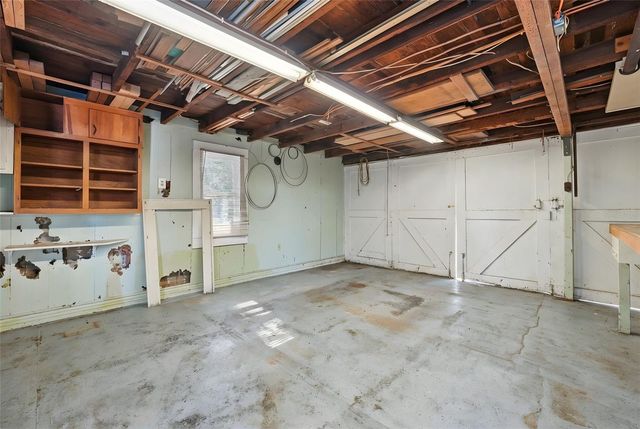 30930 COUNTY ROAD 437, Sorrento, FL 32776